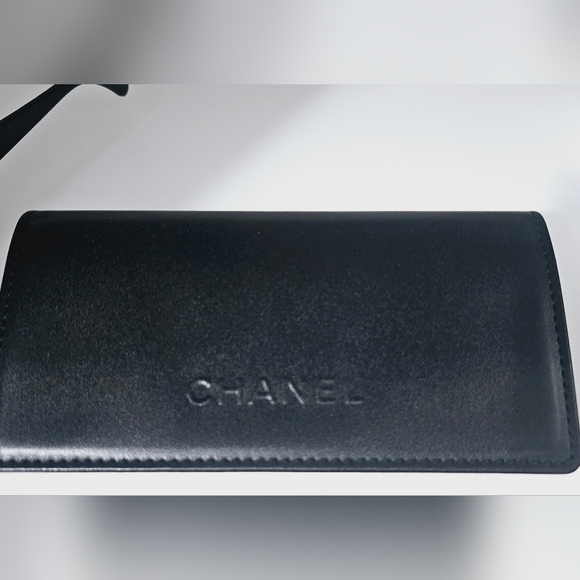 CHANEL SUNGLASSES CAT EYE BLACK CH5456 - Picture 10 of 16